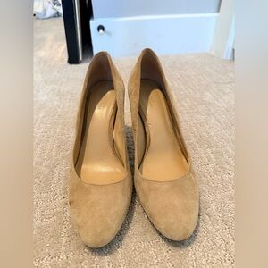 Elegant Tan Women's Pumps